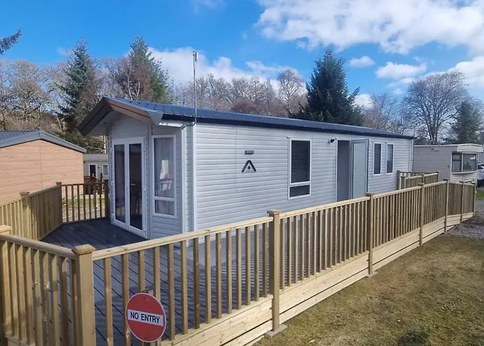 Lynton Lodges Atlas