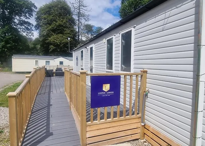 Lynton Lodges Atlas
